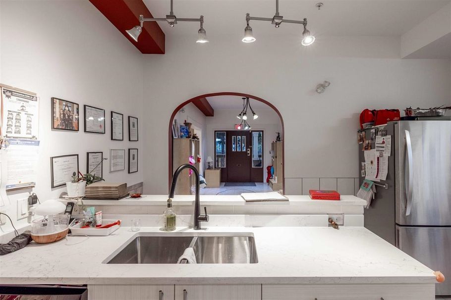 4355 Granville Street Vancouver, BC - 12