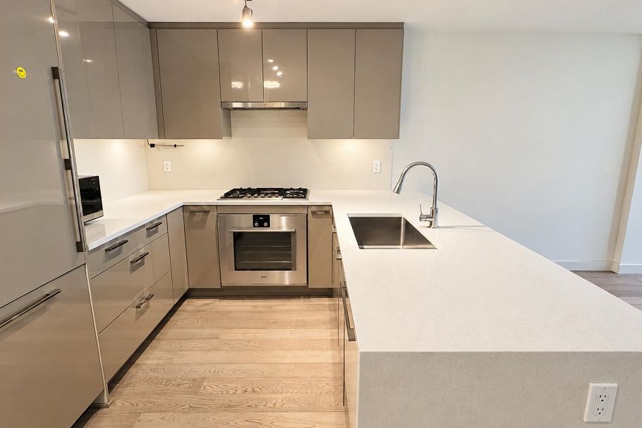 303 4408 Cambie Street Vancouver, BC - 6