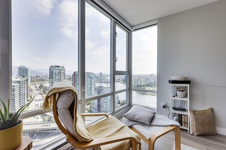 2802 1033 Marinaside Crescent Vancouver, BC - 4