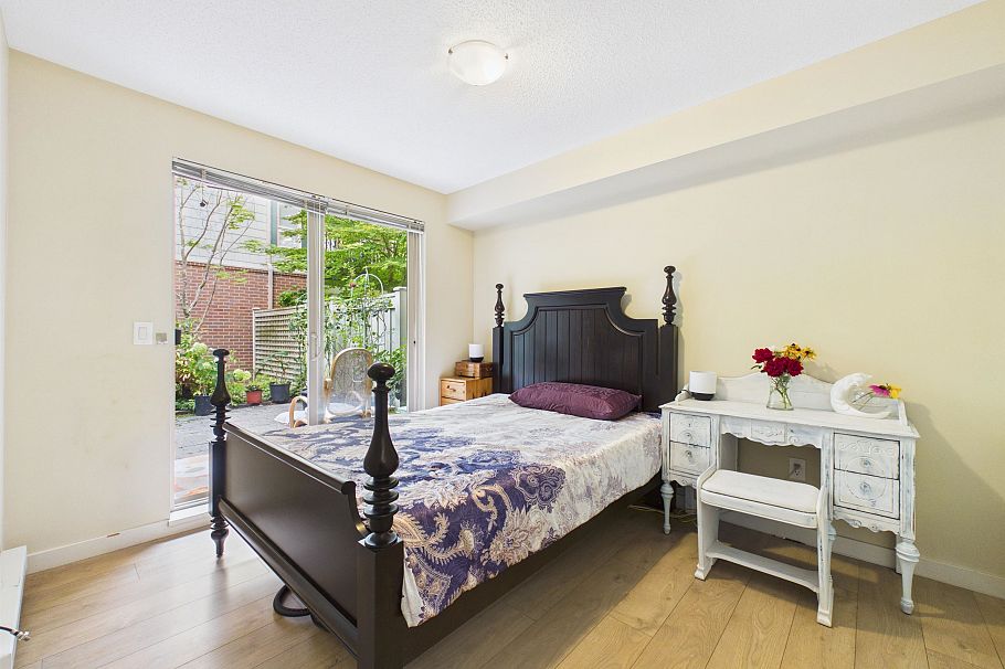 6222 Logan Lane Vancouver, BC - 11