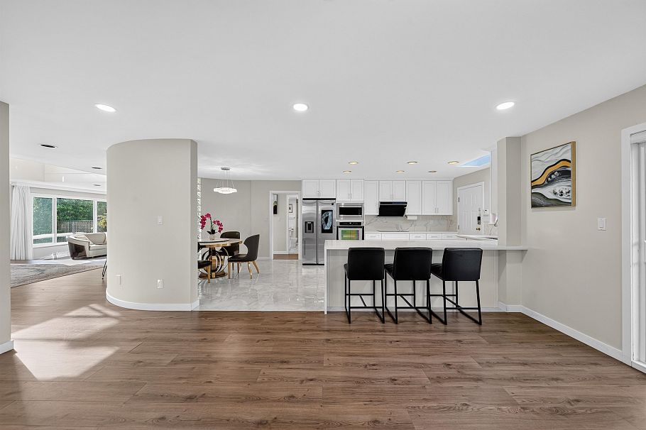5483 Columbia Street Vancouver, BC - 18