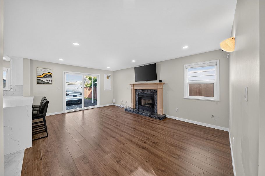 5483 Columbia Street Vancouver, BC - 15