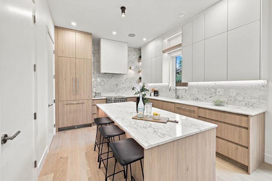 2 2509 Kitchener Street Vancouver, BC - 8