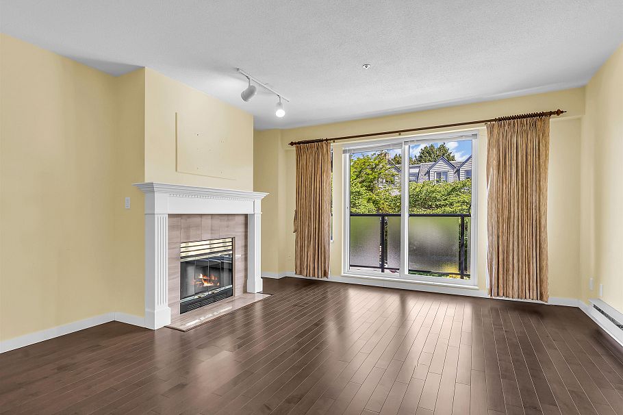 204 876 W 16th Avenue Vancouver, BC - 29