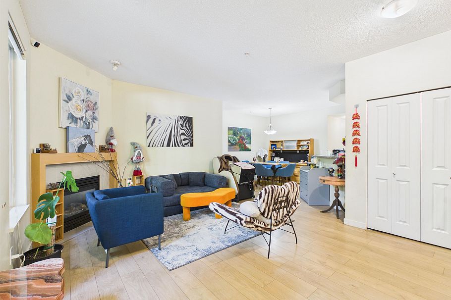 6222 Logan Lane Vancouver, BC - 19
