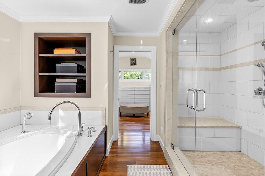 791 Beachview Drive North Vancouver, BC - 19