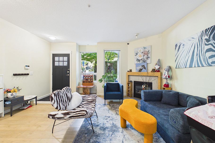 6222 Logan Lane Vancouver, BC - 17