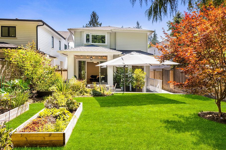 1750 Dempsey Road North Vancouver, BC - 2