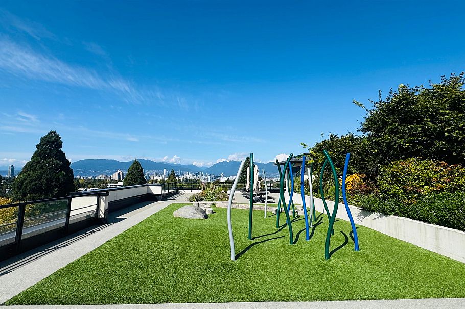 303 4408 Cambie Street Vancouver, BC - 15