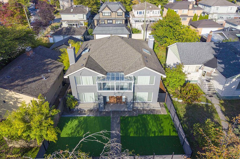 5483 Columbia Street Vancouver, BC - 38