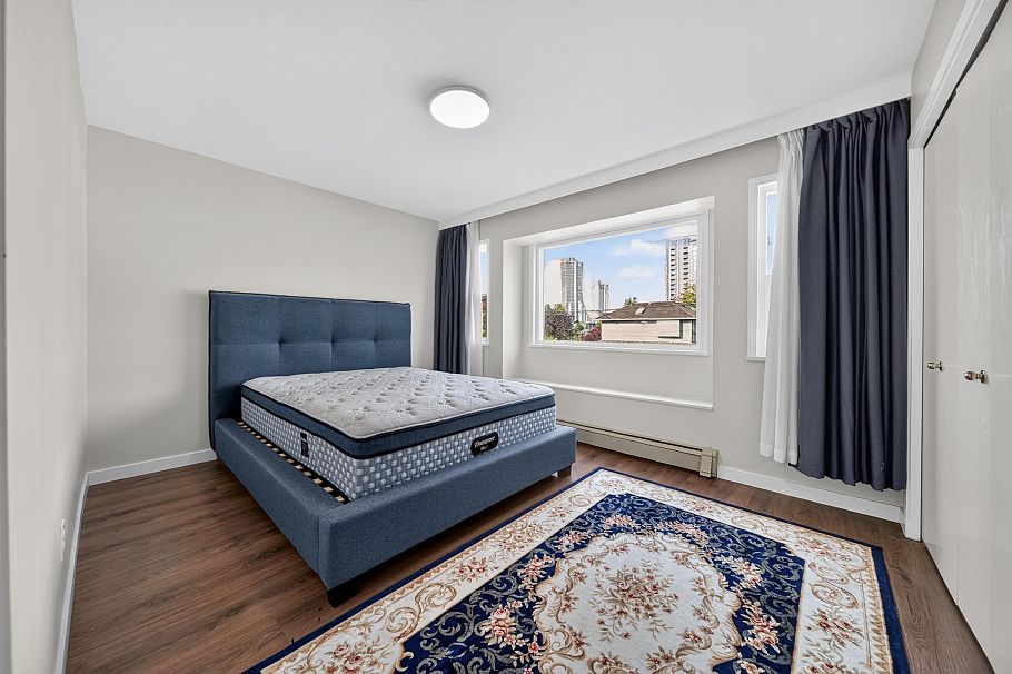 5483 Columbia Street Vancouver, BC - 31