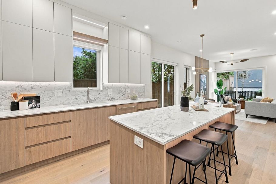 2 2509 Kitchener Street Vancouver, BC - 10