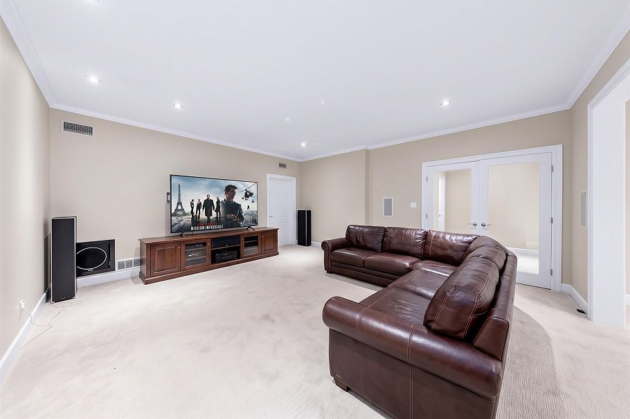 791 Beachview Drive North Vancouver, BC - 35