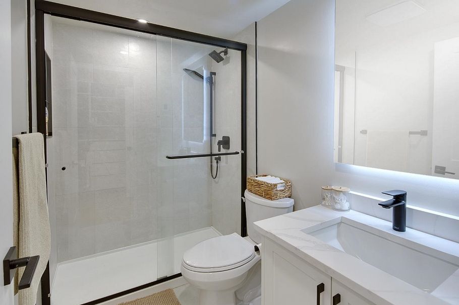 303 1877 W 5th Avenue Vancouver, BC - 16