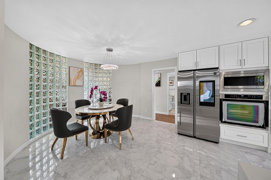 5483 Columbia Street Vancouver, BC - 19