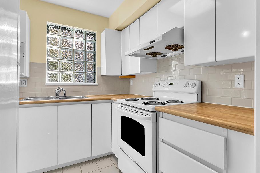 204 876 W 16th Avenue Vancouver, BC - 27