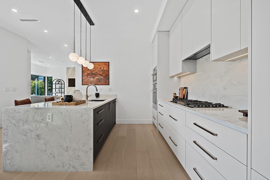 1605 E 21st Avenue Vancouver, BC - 11
