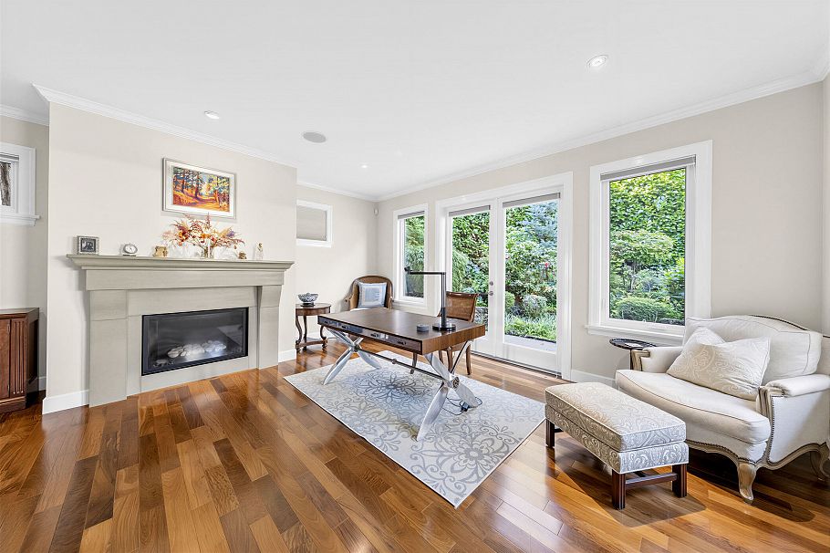 791 Beachview Drive North Vancouver, BC - 29