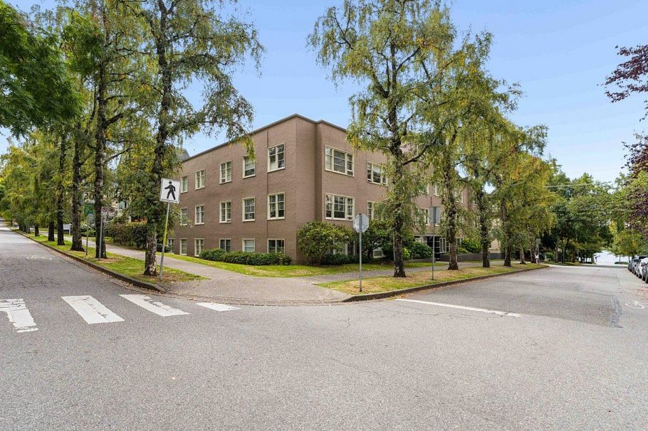 304 1246 Cardero Street Vancouver, BC - 36