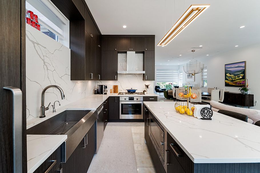 6007 Larch Street Vancouver, BC - 9
