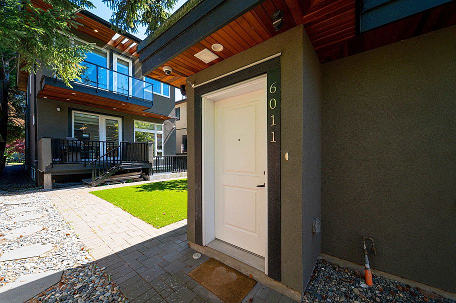 6007 Larch Street Vancouver, BC - 30