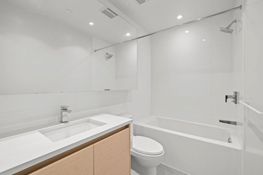 1302 3538 Sawmill Crescent Vancouver, BC - 13