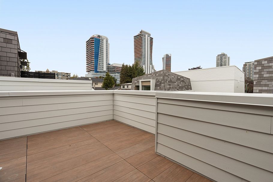 386 W 45th Avenue Vancouver, BC - 11