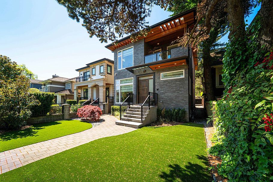6007 Larch Street Vancouver, BC - 1