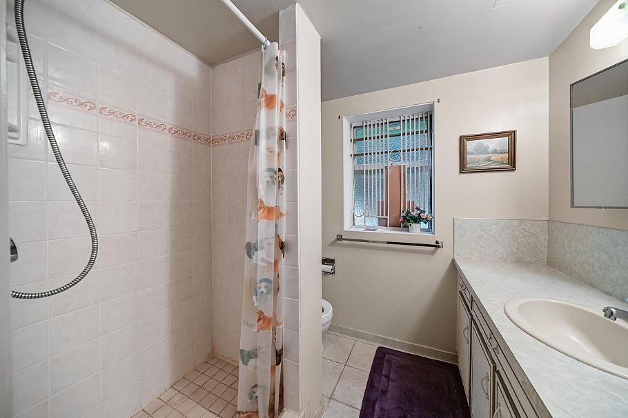 3660 E 22nd Avenue Vancouver, BC - 27