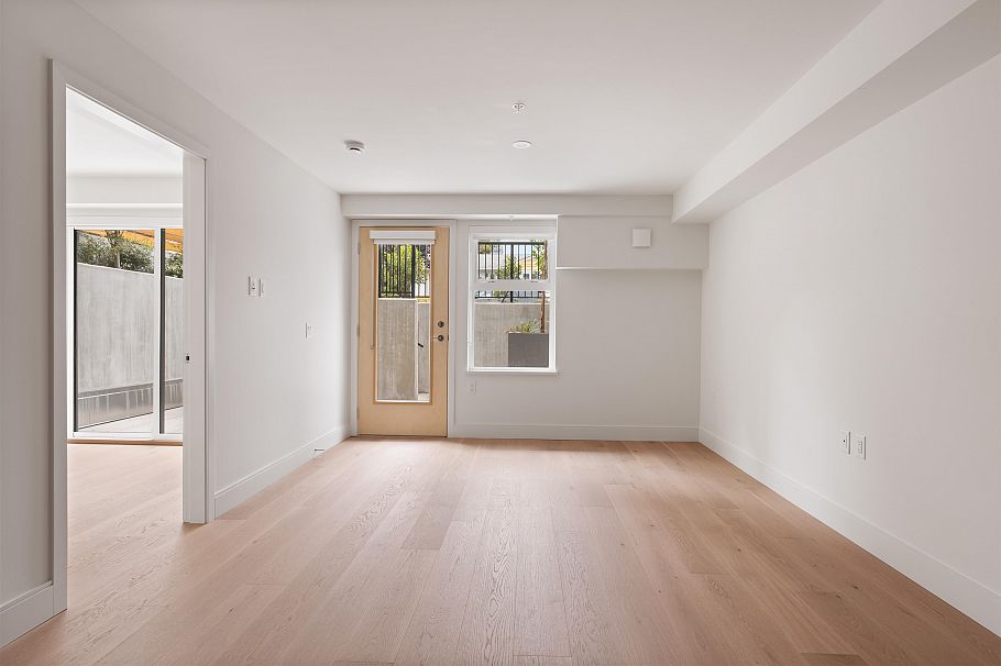 152 408 W 45th Avenue Vancouver, BC - 13