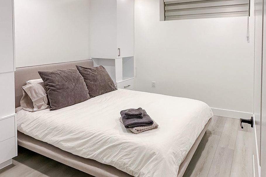 6007 Larch Street Vancouver, BC - 24