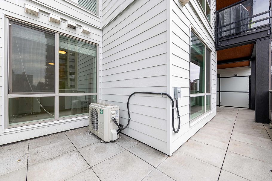 203 108 E 8th Street North Vancouver, BC - 20
