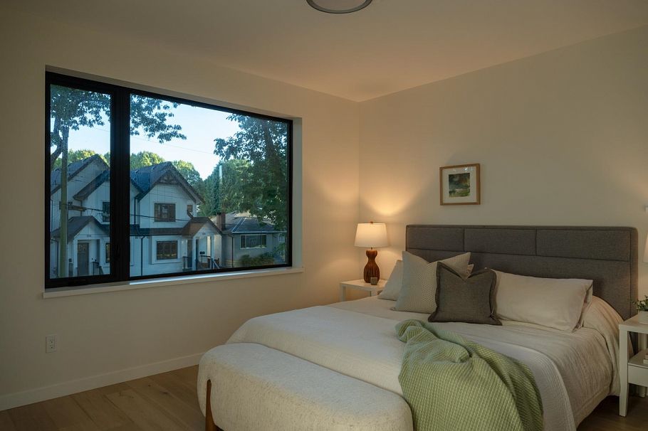 893 E 21st Avenue Vancouver, BC - 12