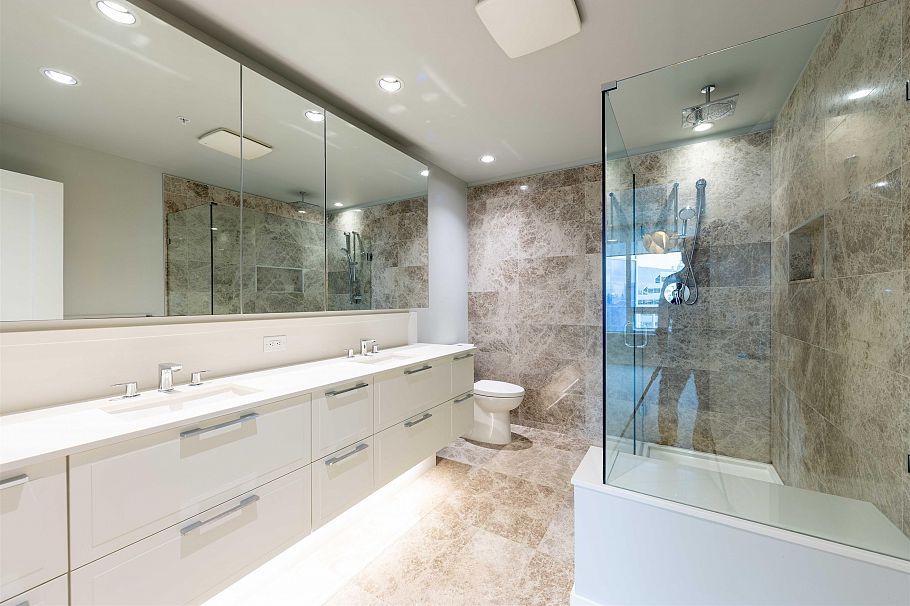 504 118 Carrie Cates Court North Vancouver, BC - 16