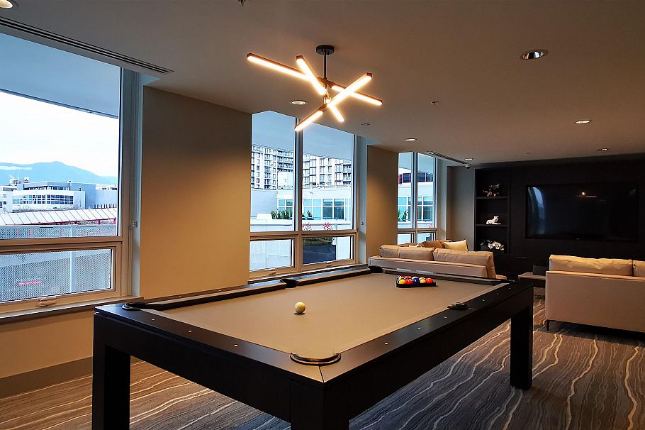 504 118 Carrie Cates Court North Vancouver, BC - 21