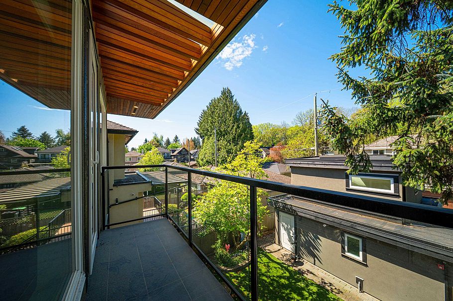 6007 Larch Street Vancouver, BC - 21