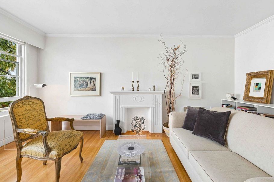 304 1246 Cardero Street Vancouver, BC - 1