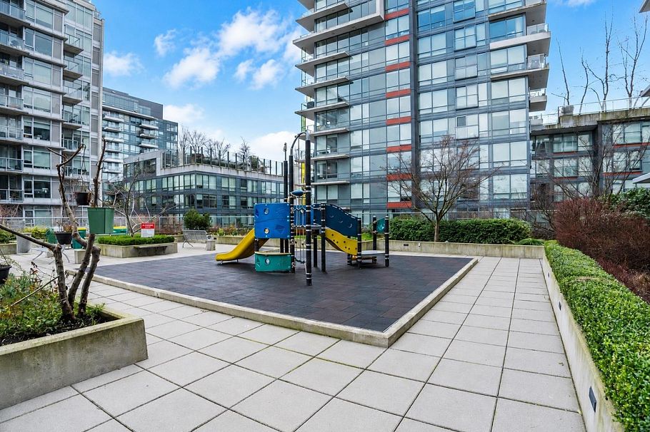 809 168 W 1st Avenue Vancouver, BC - 24