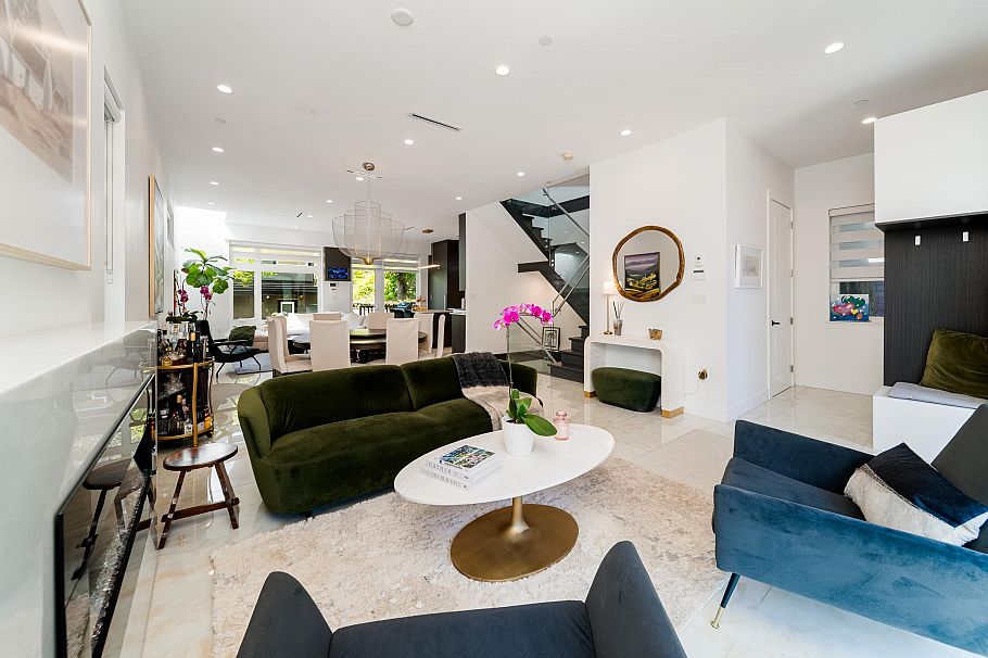6007 Larch Street Vancouver, BC - 4