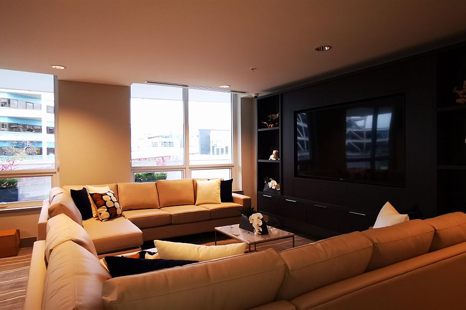 504 118 Carrie Cates Court North Vancouver, BC - 20