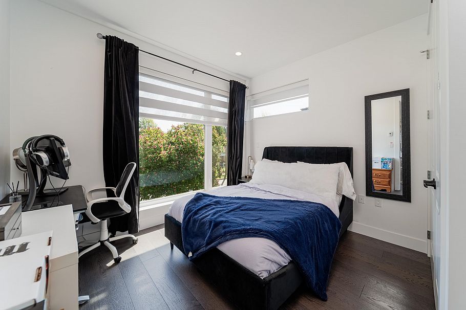6007 Larch Street Vancouver, BC - 16