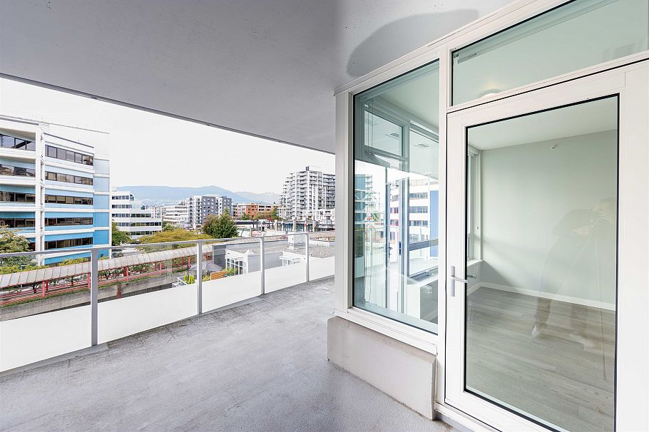 504 118 Carrie Cates Court North Vancouver, BC - 19