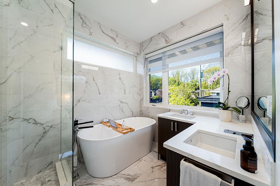 6007 Larch Street Vancouver, BC - 22