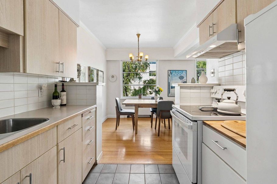 304 1246 Cardero Street Vancouver, BC - 25