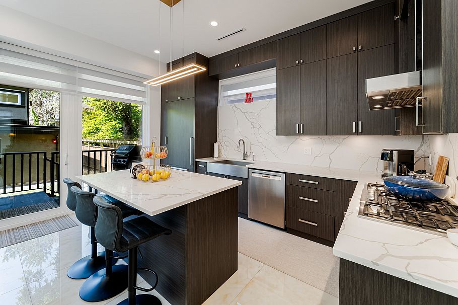 6007 Larch Street Vancouver, BC - 8