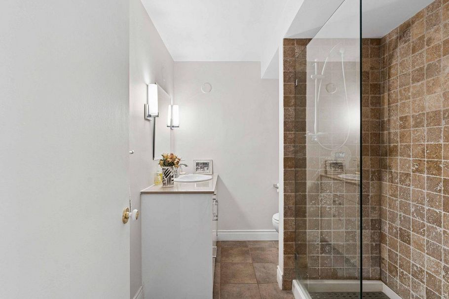 304 1246 Cardero Street Vancouver, BC - 19