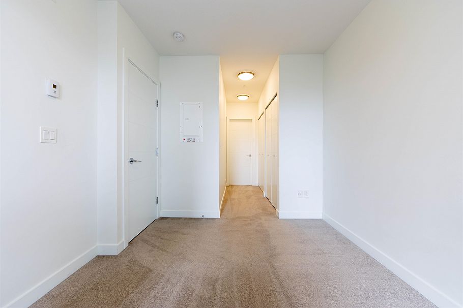 203 108 E 8th Street North Vancouver, BC - 13