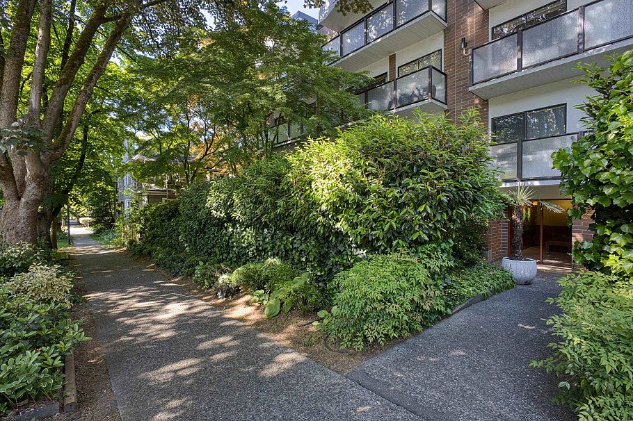 309 1535 Nelson Street Vancouver, BC - 18