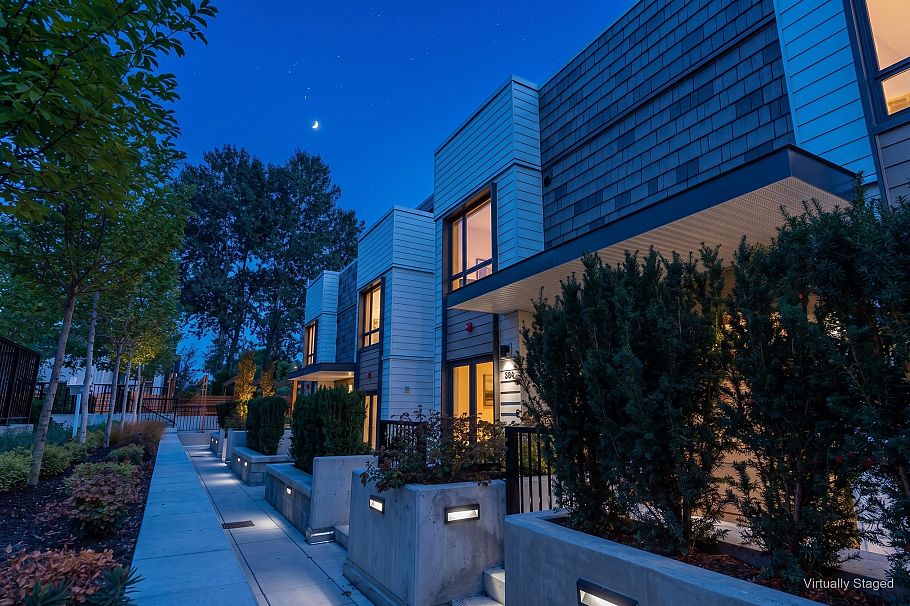 386 W 45th Avenue Vancouver, BC - 16