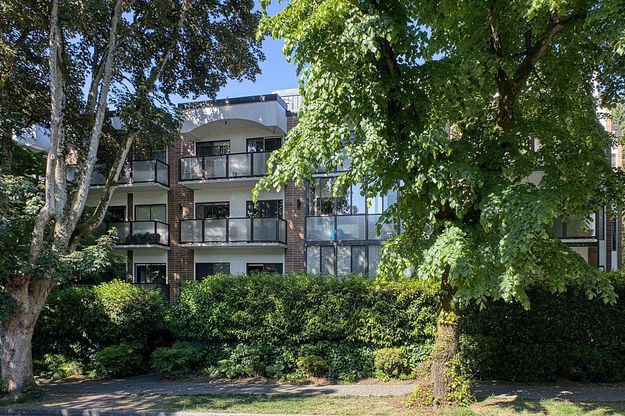 309 1535 Nelson Street Vancouver, BC - 1